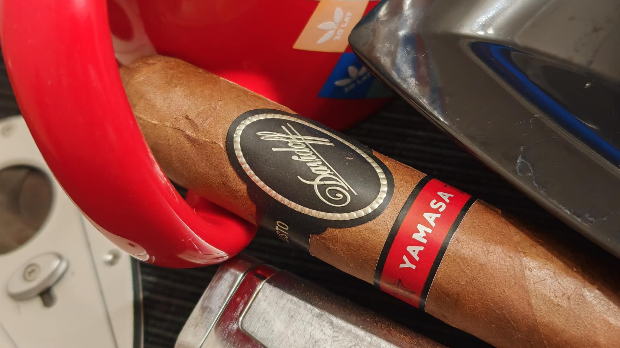 Read more about the article Davidoff Yamasa Robusto. Cygaro, które straciło wewnętrzny balans.